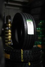 لاستیک نیسان وانت وستلیک WESTLAKE تیوبلس سایز 235/75R17.5 - Image 5
