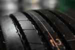 لاستیک نیسان وانت 18 لایه سومیتومو SUMITOMO تیوبلس سایز 235/75R17.5 گل چهار خط جلو - Image 4