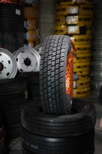 لاستیک نیسان وانت 18 لایه رودکس ROADX تیوبلس سایز 235/75R17.5 گل چهار خط عقب
