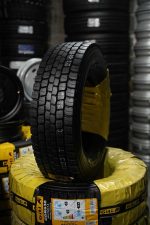 لاستیک نیسان وانت 16 لایه جی تی GITI تیوبلس سایز 235/75R17.5 گل چهار خط عقب