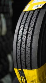 لاستیک نیسان وانت 12 لایه جی تی GITI تیوبلس سایز 205/85R16 جلو - Image 2