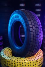 لاستیک نیسان وانت 18 لایه سایلون SAILUN تیوبلس سایز 235/75R17.5 گل چهار خط عقب - Image 2
