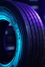 لاستیک نیسان وانت 18 لایه چات CHEAT تیوبلس سایز 235/75R17.5 گل چهار خط جلو - Image 4